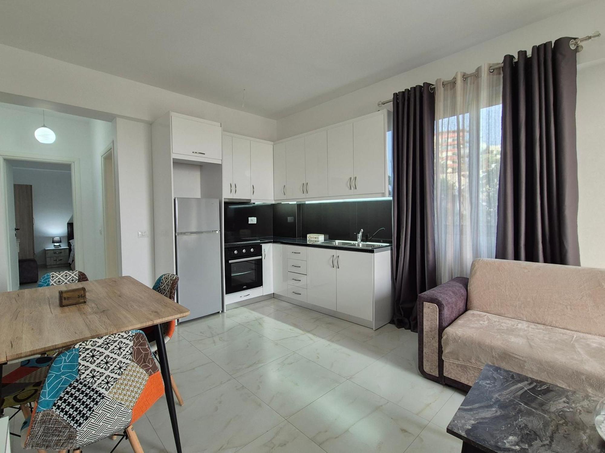 Flore Rooms Sarande Exterior photo
